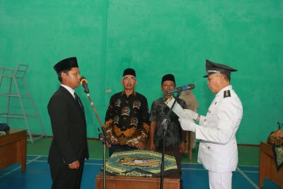 Pelantikan Perangkat Desa Kasi Pemerintahan