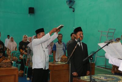 dibawah Al-Qur'an